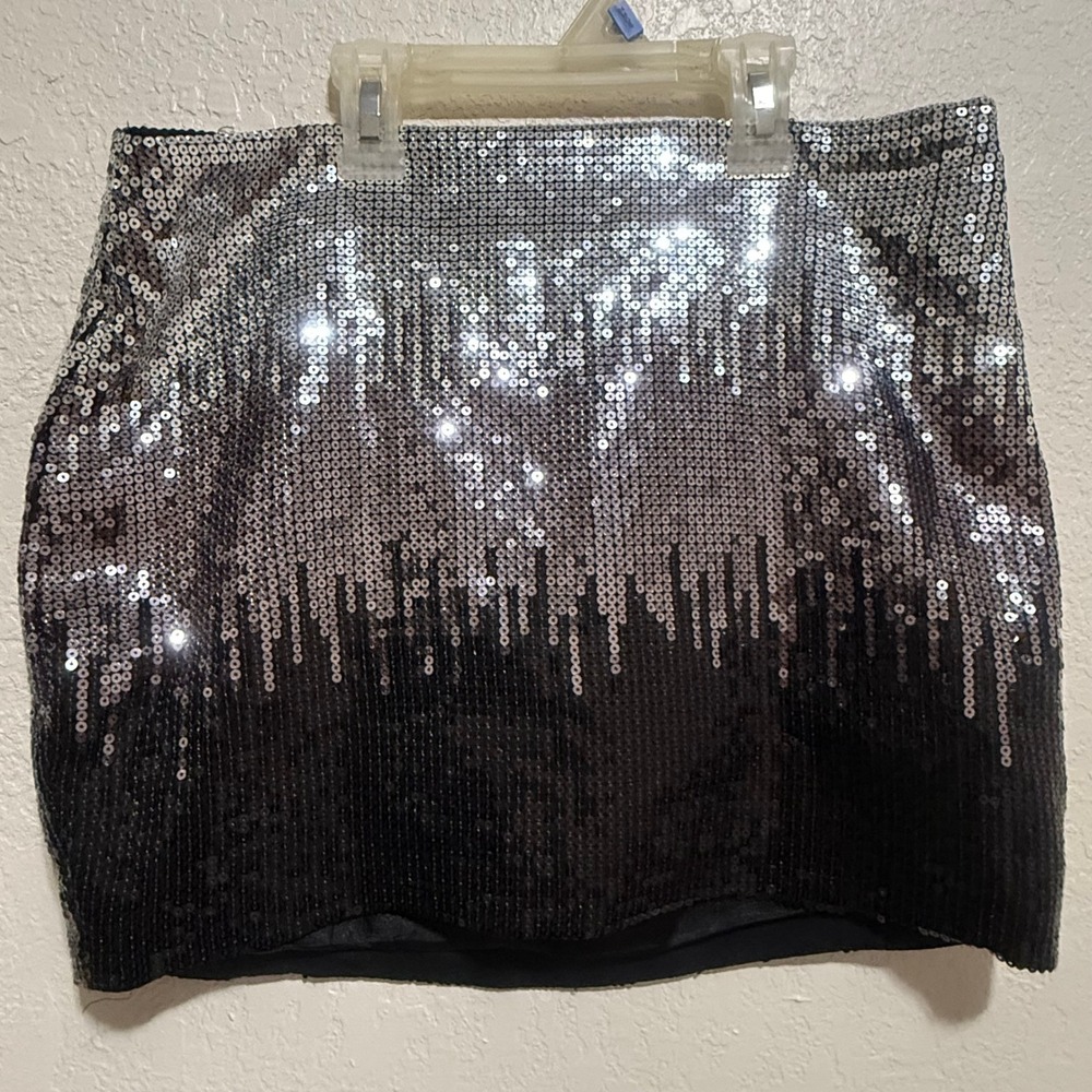 2b bebe Womens‎ Sequin Ombre Mini Skirt Silver Black XS Party Night Out Sparkly